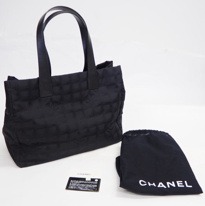 トップ CHANEL シャネル ニュートラベルライン トート バッグ MM ブラック ギャランティカード?収納袋付 [中古]  高品質-css.edu.om