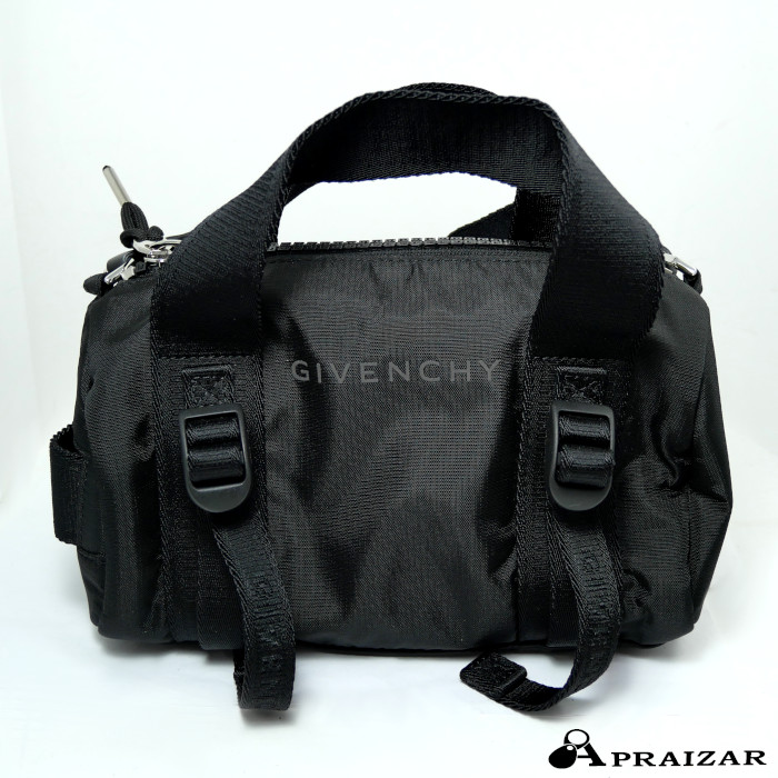 GIVENCHY (ジバンシィ) ANTIGONA クロスボディバッグ GIVENCHY (ジバンシィ) ANTIGONA クロスボディバッグ