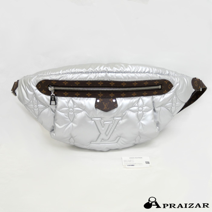 LOUIS VUITTON ルイヴィトン ピロー マキシ バムバッグ リサイクルメタリックナイロン モノグラム しろがね色 納める袋付 [中古]