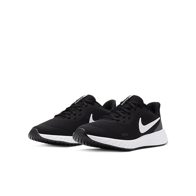 楽天市場 キッズシューズ スニーカー ジュニア 男の子 女の子 子供靴 ナイキ Nike レボリューション 5gs ランニング スポーツシューズ 22 5 25cm ひも靴 運動会 体育 小学生 普段履き ブラック ホワイト 靴 くつ Bq5671 003 Apworld