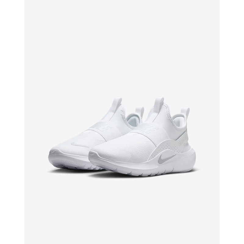 送料無料 ナイキ ジュニア スニーカー NIKE フレックスランナー 4 GS｜子供靴 22.5-25cm ランニングシューズ スリッポン スリップオン 子ども 男の子 女の子 キッズ スポーツシューズ スポーティ 普段履き 小学生 学校 運動靴 体育 通学 ブランド nike くつ/IF2893-102