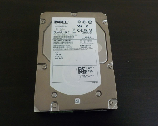 DELL 01DKVF (Seagate ST3300657SS-H) 146GB 15K SAS 3.5インチ 中古ハードディスク