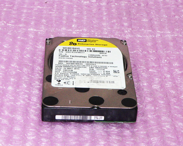 富士通 A3C40158068 (CA06305-K435) SAS 300GB 10K 2.5インチ 中古ハードディスク