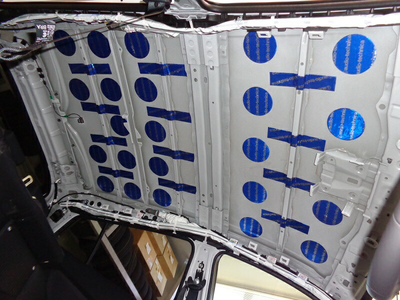 パーティを彩るご馳走や カーオーディオ プリウス５０専用 ルーフデッドニングキット