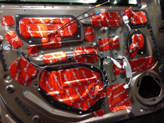 エクリプスクロス専用　リアドアデッドニングキット 28,243円