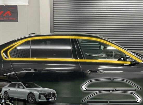 BMW　７シリーズ　G70　モールシート