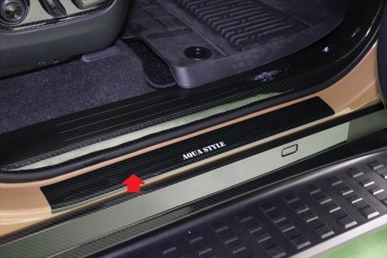 ランクル２５０　ドアステップ傷防止シート