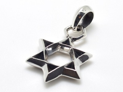 スターオブダビデモチーフ 六芒星 シルバーペンダント 1個売り Hexagram ヘキサグラムプチギフト 転勤 退職 お礼 母の日 ギフト / 天然石、パワーストーンの専門店インペリアルオーラ おしゃれ かわいい オシャレ 可愛い プレゼント ギフト 贈り物