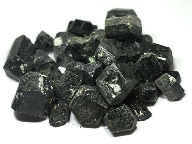 楽天市場】ブラック トルマリン 原石 1個 天然石 パワーストーン 電気