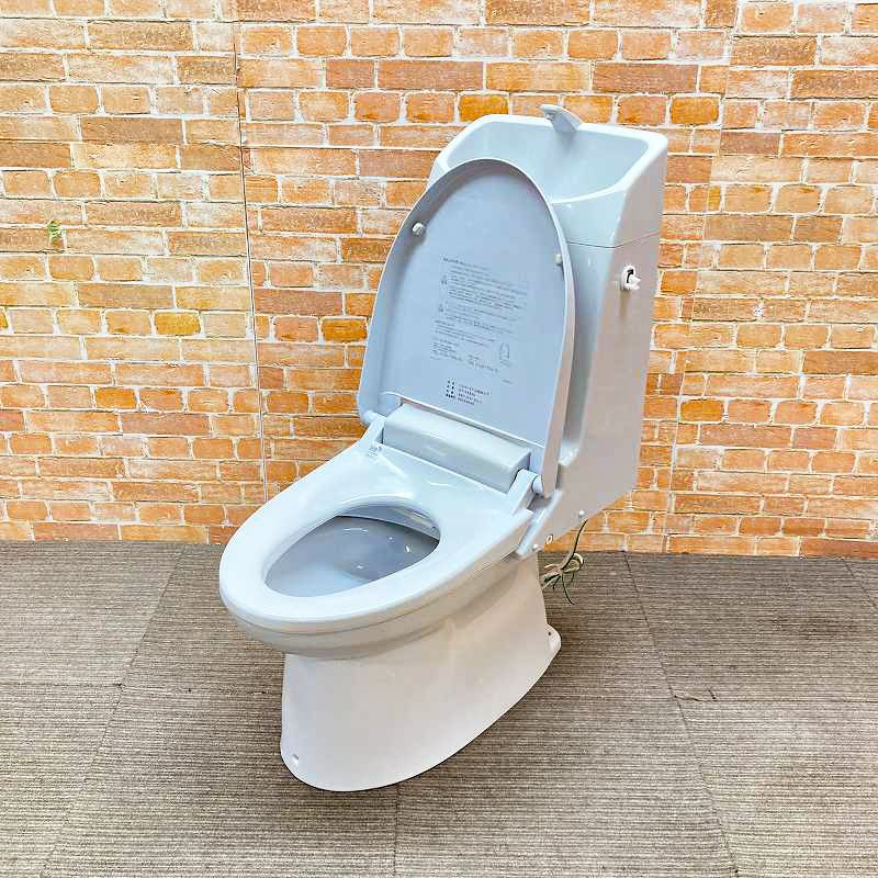 【ジャンク扱い】 INAX(イナックス) トイレ洋式便器(床下排水) 「GBC-320SU」とウォシュレット一体型タンク 「DT-V283U」 #BB7(ブルーグレー) 11K