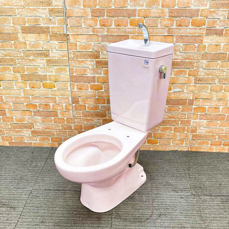 【中古品】【美品】 TOTO 室内用便器 洋式室内用便器 (床下水抜き) 「CS670B」 水抜き芯200粍 と貯蔵タンク「SH671BA」の書き割り #SR2(淡彩さくら色) 43C