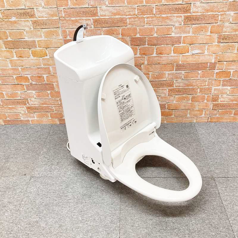 【中古品】【良品】 TOTO ☆遠隔操作付☆ 室内用便器洋式室内用便器 ウォシュレット一体型貯蔵タンク 「TCF9134LR」 役立つこと部のみ #NW1(白いこと) 9F