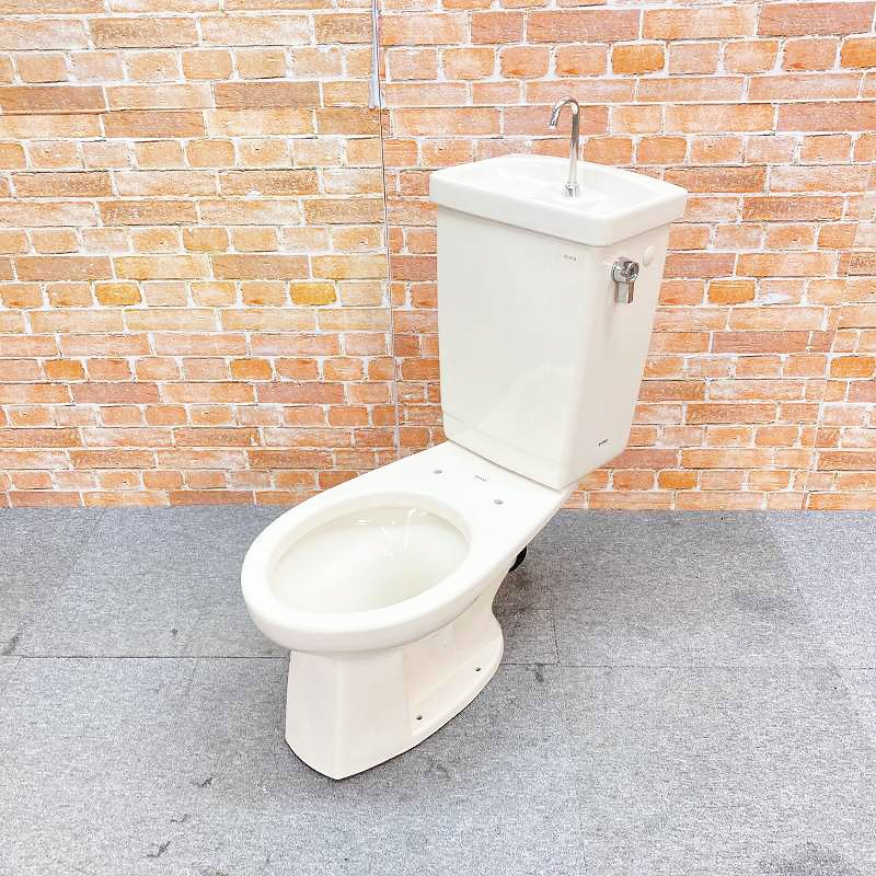 【中古品】【美品】 TOTO 室内用便器 洋式幼児用便器 (壁水抜き) 水抜き芯170粍 「C730P」 貯蔵タンク「S731B」 一揃い仕掛ける #SC1(淡彩象牙色) 16F