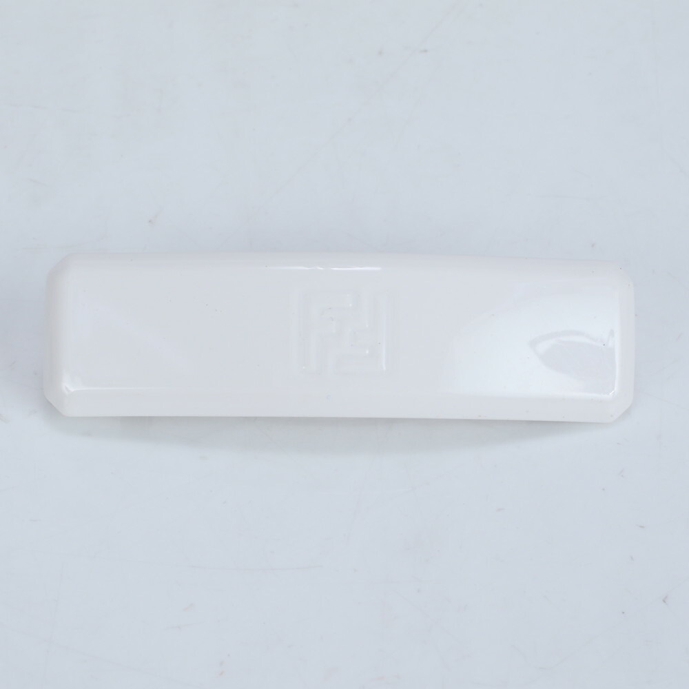 楽天市場】FENDI フェンディ ヘアクリップ 8AH325 A44G