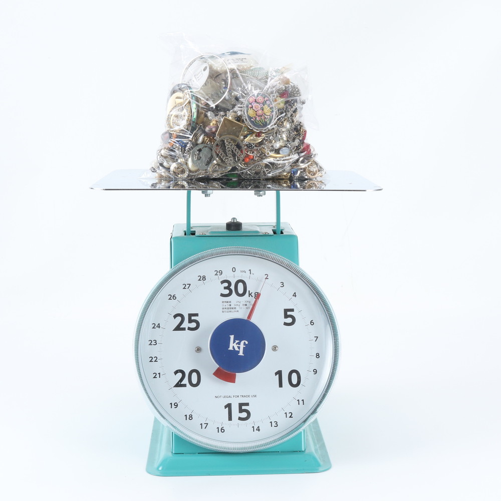 アクセサリー 大量 まとめ 総重量 約 2kg ペンダント ゴールド シルバー パール ネックレス レディース WEE EB11-5｜ブランドラコル
