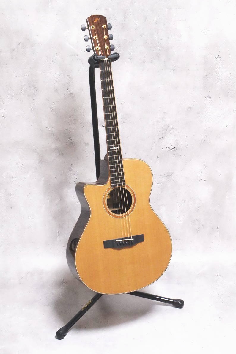 エレアコ　MORRIS　モーリス Morris Tornade ZII Deluxe 税込販売価格 ￥27,800- 中古品 国産