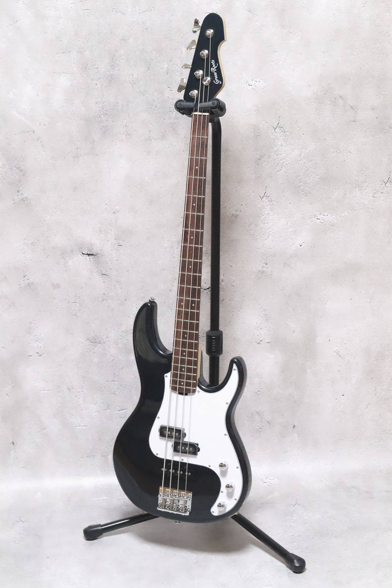 Grass Roots G-AP-PJ　DMB　 Deep Metallic Blue　 グラスルーツ　 PJタイプの エレキベース
