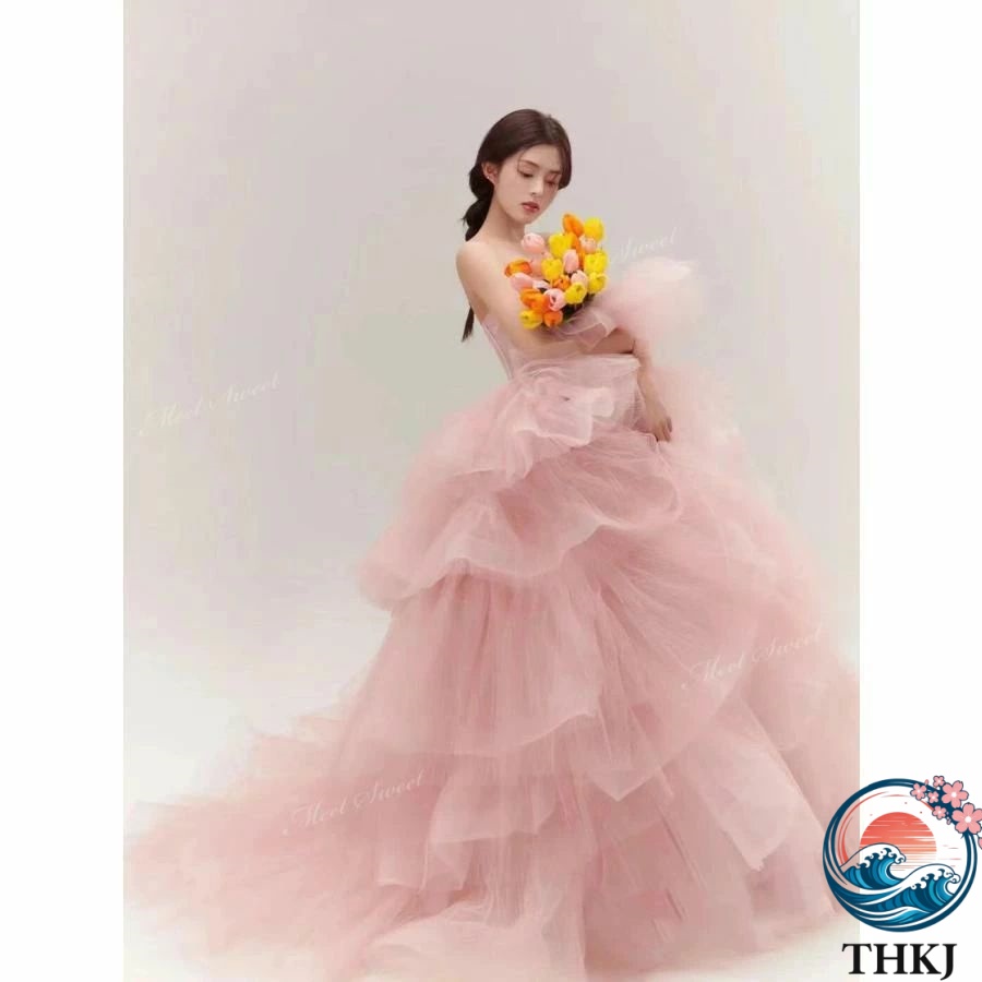 【全品2点で5%OFF】カラードレス プリンセス ピンク ライトブルー ベアトップ ウェディングドレス チュール フリル ウエディングドレス ブライダル 演奏会 結婚式 二次会