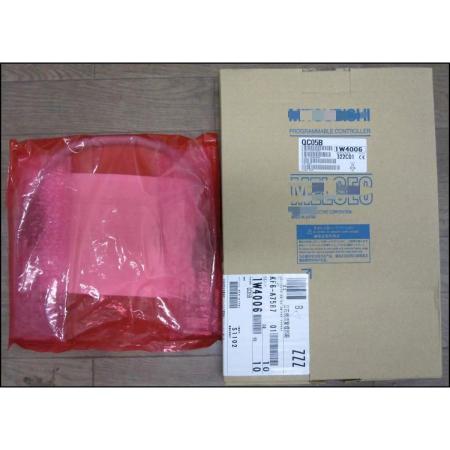新品◆送料無料◆ 三菱 PLC 増設ケーブル QC05B◆ 6ヶ月保証|荒井ストア