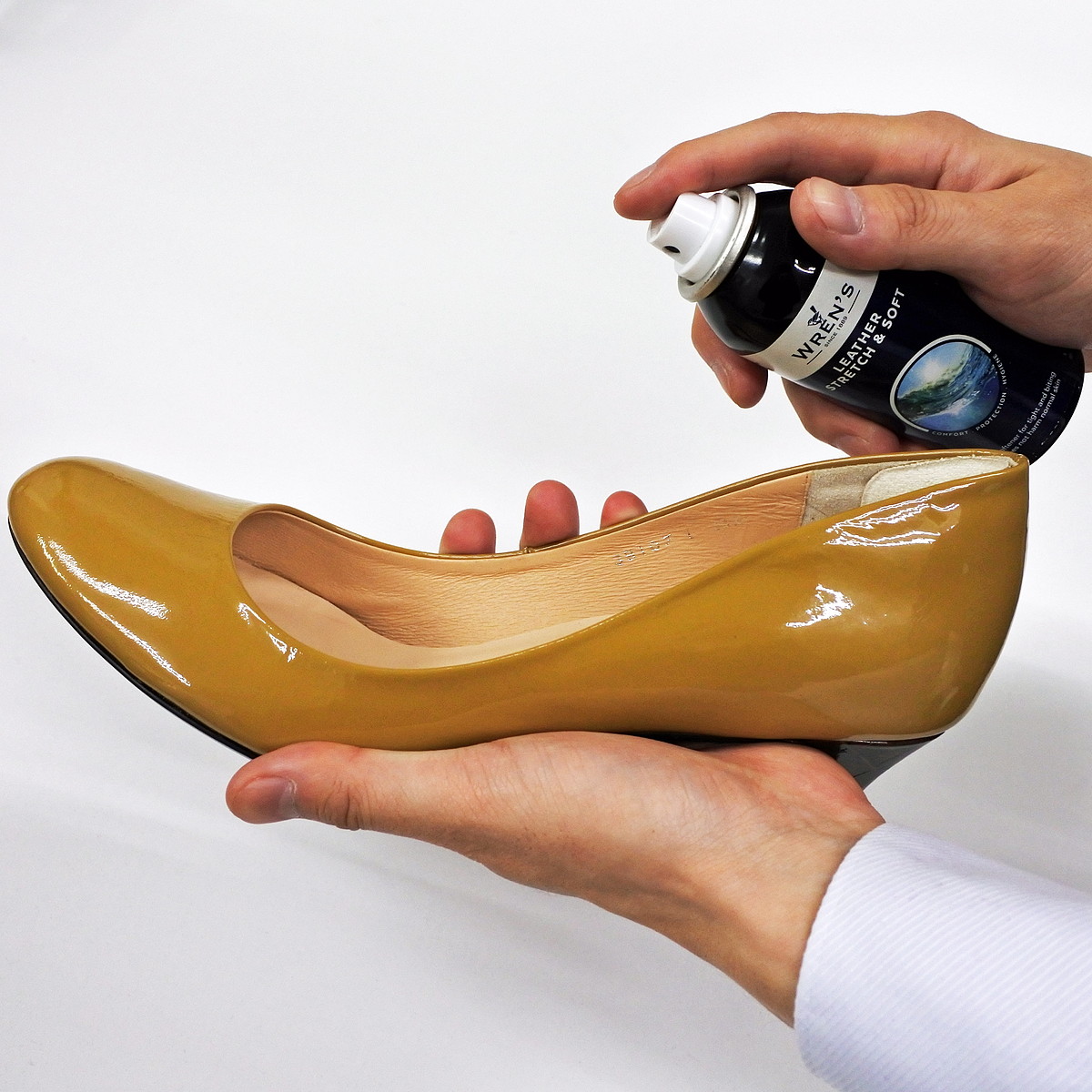 楽天市場 Wren S ウレンズ レザーストレッチ ソフト 革伸ばし 皮伸ばし 靴伸ばし 靴が当たる 革靴用 皮革柔軟剤 靴用品の専門店 シューズサプリ