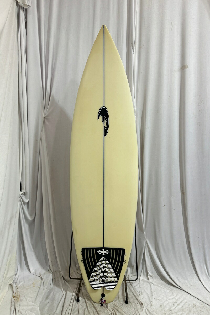 【中古】FADE SURFBOARDS (フェードサーフボード) ショートボード [CREAM] 6’3” サーフボード