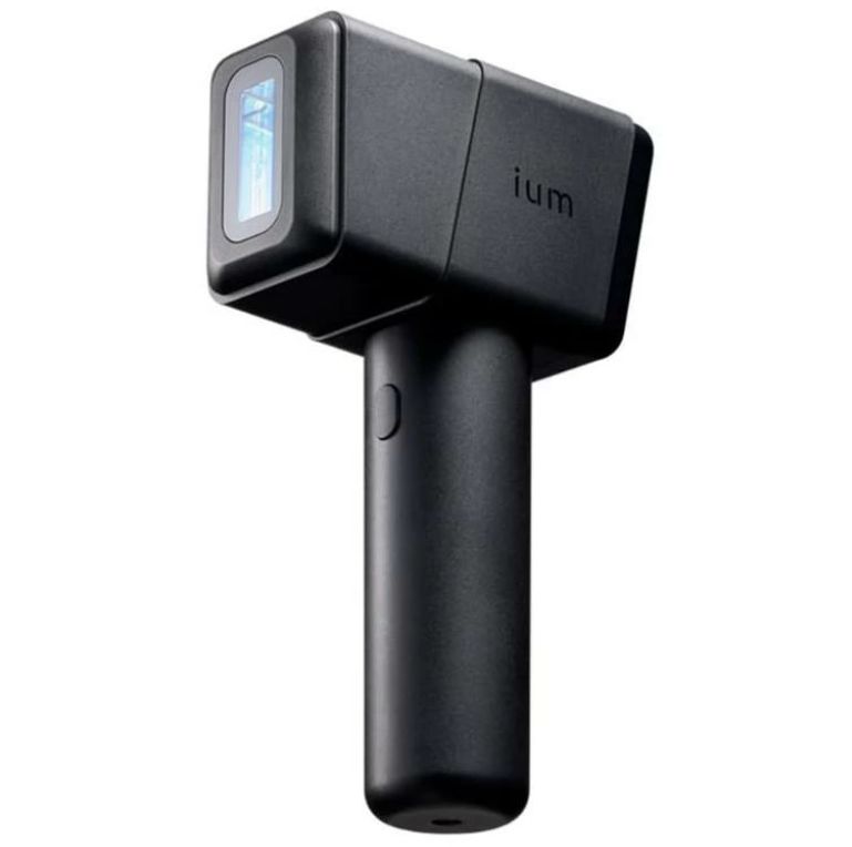 ium ium (イウム) SPEED SHOT (素早さ打つこと)身寄り用光美容器 JAN 4902806134650