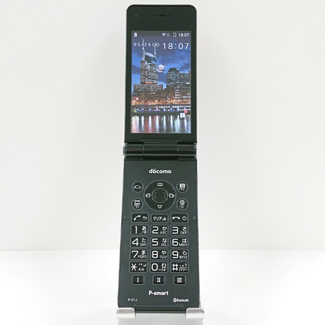 P-smart ケータイ P-01J ドコモ 黒いこと 貨物輸送無料 本体 c20216 【中古】
