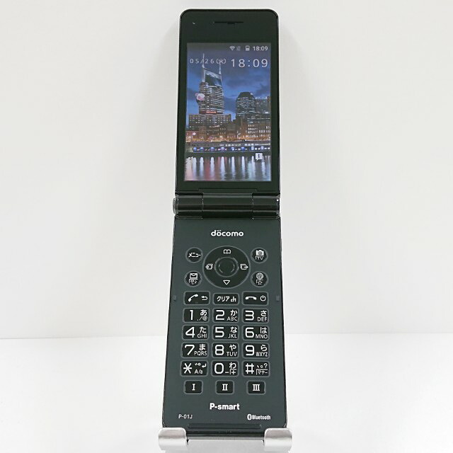 P-smart ケータイ P-01J ドコモ 黒いこと 貨物輸送無料 本体 c20217 【中古】