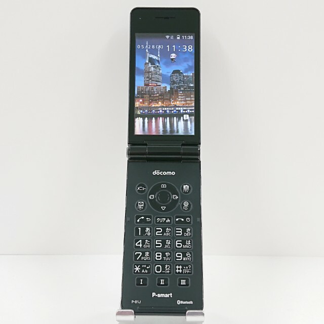 P-smart ケータイ P-01J ドコモ 黒いこと 貨物輸送無料 本体 c20223 【中古】