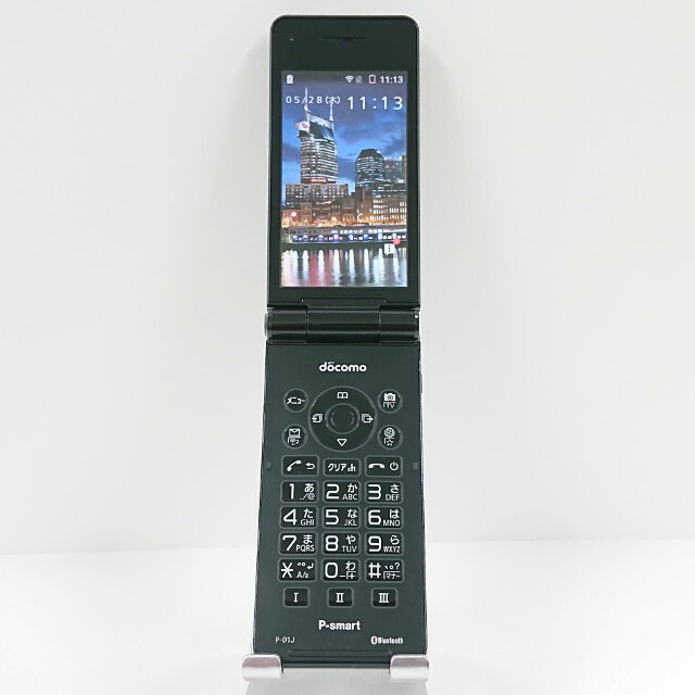 P-smart ケータイ P-01J ドコモ 黒いこと 貨物輸送無料 本体 c20226 【中古】