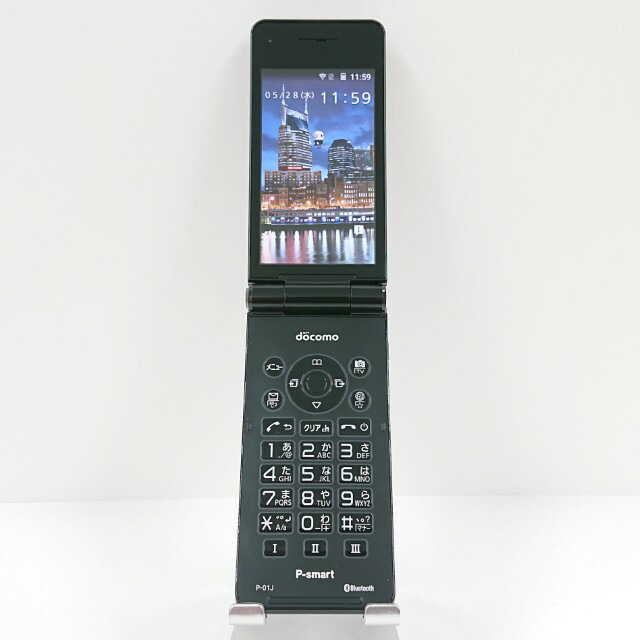 P-smart ケータイ P-01J ドコモ 黒いこと 貨物輸送無料 本体 c20229 【中古】