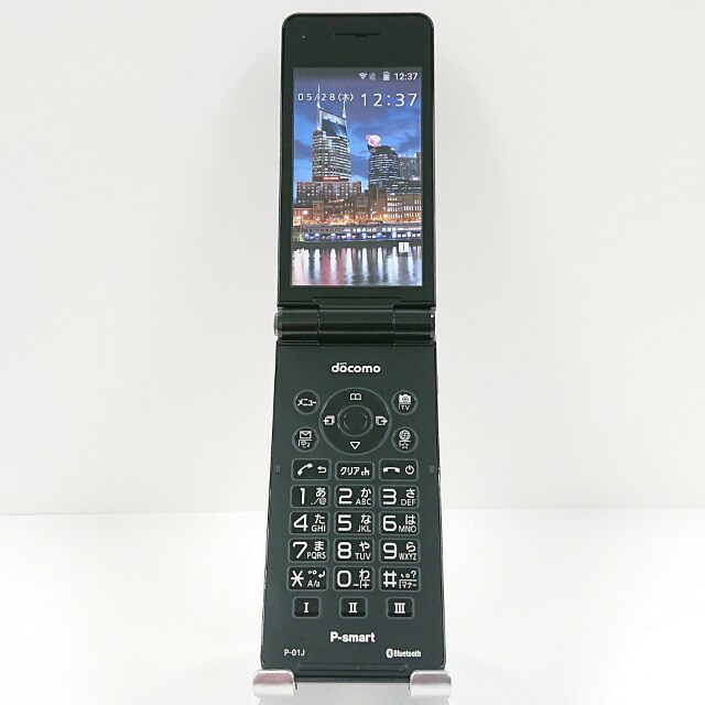 P-smart ケータイ P-01J ドコモ 黒いこと 貨物輸送無料 本体 c20238 【中古】