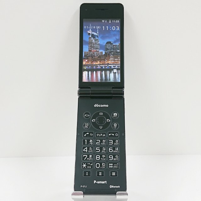 P-smart ケータイ P-01J ドコモ 黒いこと 貨物輸送無料 本体 c20239 【中古】