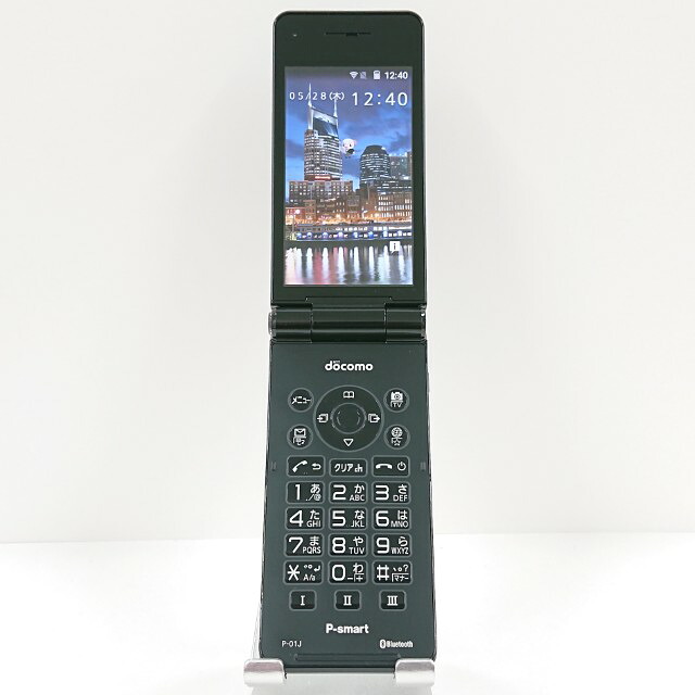 P-smart ケータイ P-01J ドコモ 黒いこと 貨物輸送無料 本体 c20242 【中古】