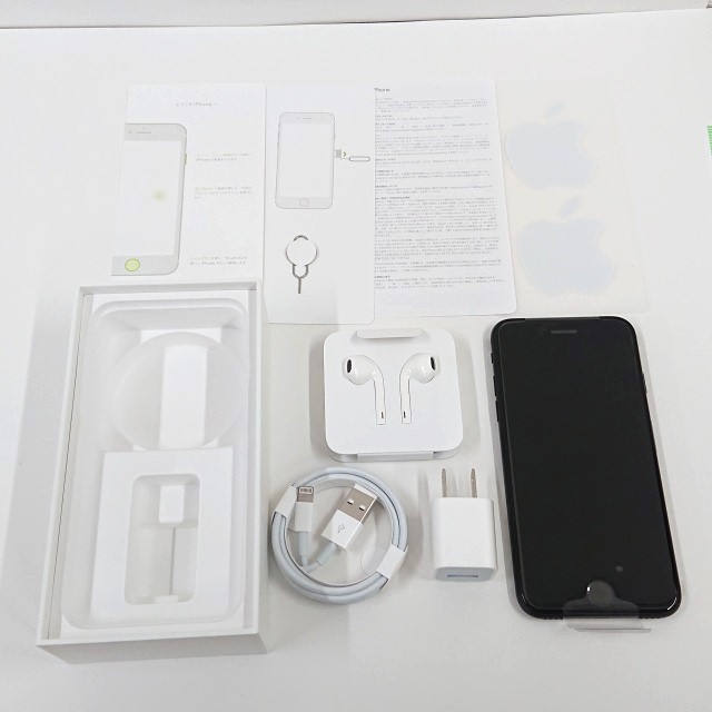 iPhone7 32GB docomo ブラック 送料無料 本体 c00774|アークマーケットモバイル