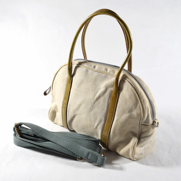 【価格見直し】【2026/04/13】PRADA / プラダ ■2Wayバッグ ハンド ショルダー オフホワイト キャンバス 【バッグ/バック/BAG/鞄/カバン】 ブランド【中古】