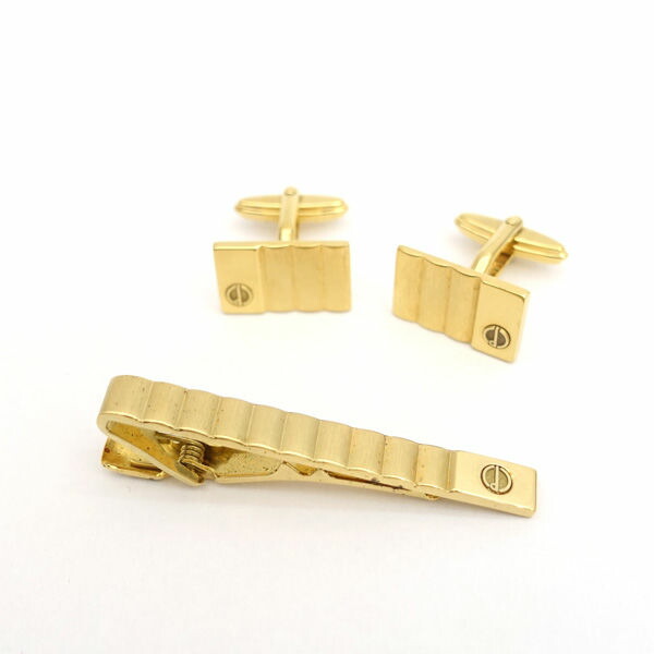 【美品 3点セット】ダンヒル タイピン カフス シルバー ゴールド dロゴ 楽天市場】ダンヒル dunhill ネクタイピン カフス セット