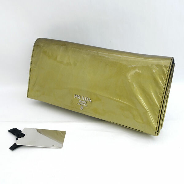 【価格見直し】【2026/04/13】PRADA / プラダ ■セカンド バッグ クラッチ ゴールド ブラック パテント レザー 【バッグ/バック/BAG/鞄/カバン】 ブランド【中古】