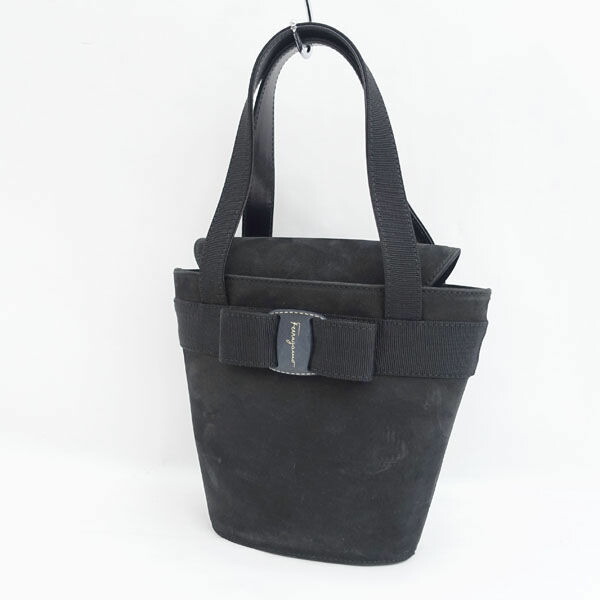 Salvatore Ferragamo / サルヴァトーレフェラガモ ◆ヴァラ リボン スエード ハンドバッグ ブラック 【バッグ/バック/BAG/鞄/カバン】 ブランド【中古】