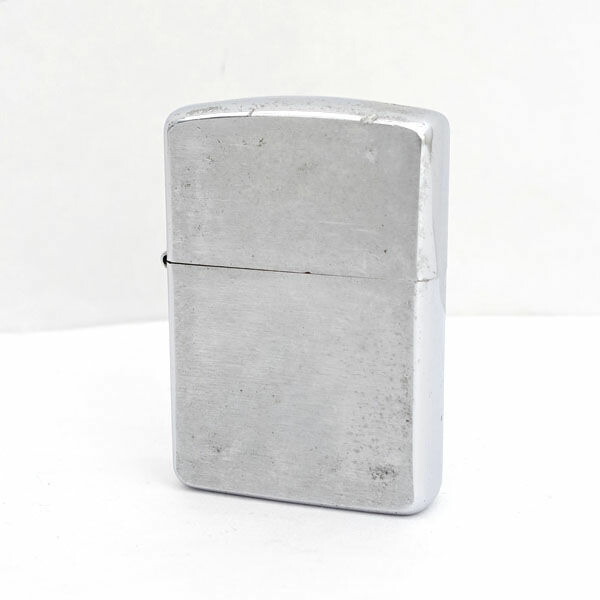 Zippo / ジッポ ◆オイルライター/アーマー/無地/2004年/シルバーカラー 【喫煙具/煙草/タバコ/シガレット/ガス/オイル】 メンズファッション【中古】