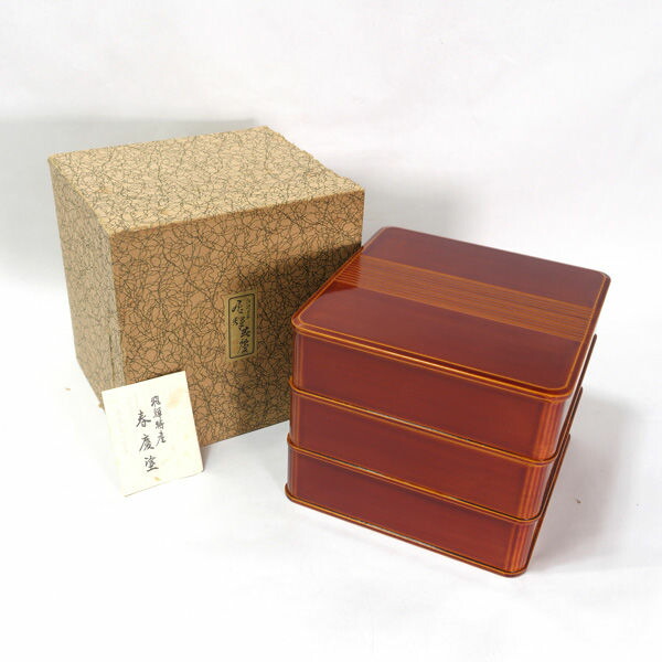 ●小さい 四段重箱 時代蒔絵 嵯峨桐 小紋尽くし 家紋 小重箱 片手の大きさ ○小さい 四段重箱 時代蒔絵 嵯峨桐 小紋尽くし 家紋 小重箱 片手の