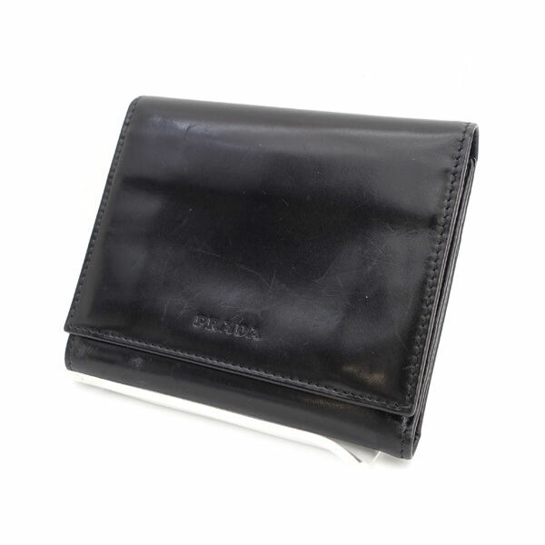 ⭐︎正規品⭐︎PRADA 折りたたみ財布　ブラック　M505 PRADA 折りたたみ財布 ブラック M505 - メルカリ
