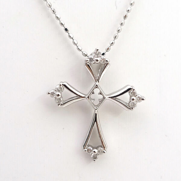 ◆Pt900/850 クロス ネックレス ダイヤ 0.12ct 【ネックレス/ペンダント/トップ/アクセサリー】 ブランド【中古】