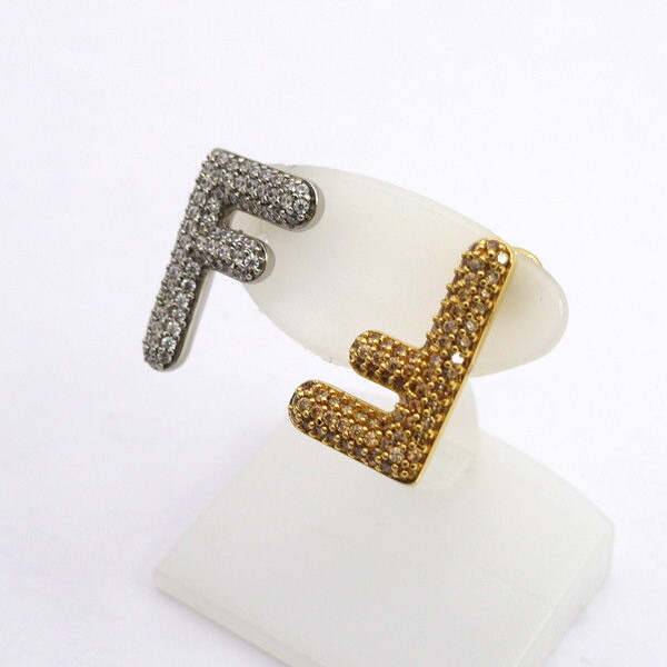 楽天市場】【美品】フェンディ【FENDI】バゲット ピアス スモール