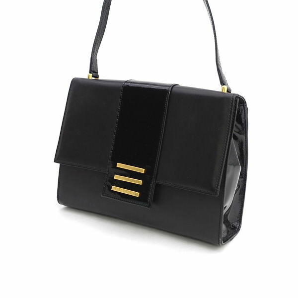 Hanae Mori 　黒スパンコールジャケット 　新品未使用♡ Kana（カナ）の「スパンコール 2way 巾着 内ポケット付き