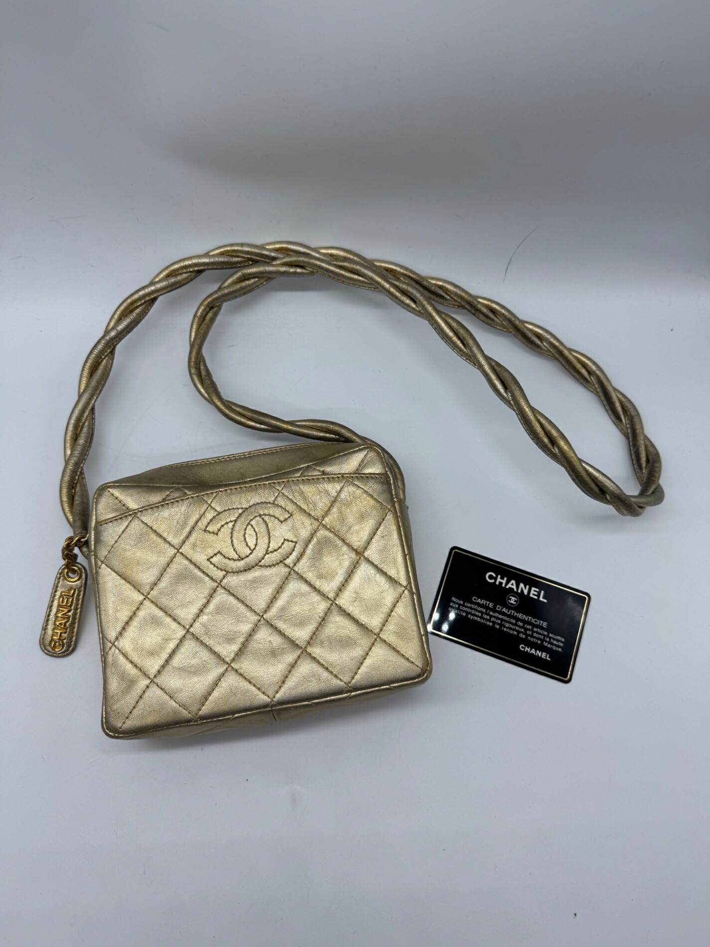 【一般受け】シャネル CHANEL マトラッセ ココマーク ミニショルダーバッグ 折りかえし鍵を掛ける 曲がったがけ ヴィンテージ ゴールド 金 C位置づける レディース 中古 P2600