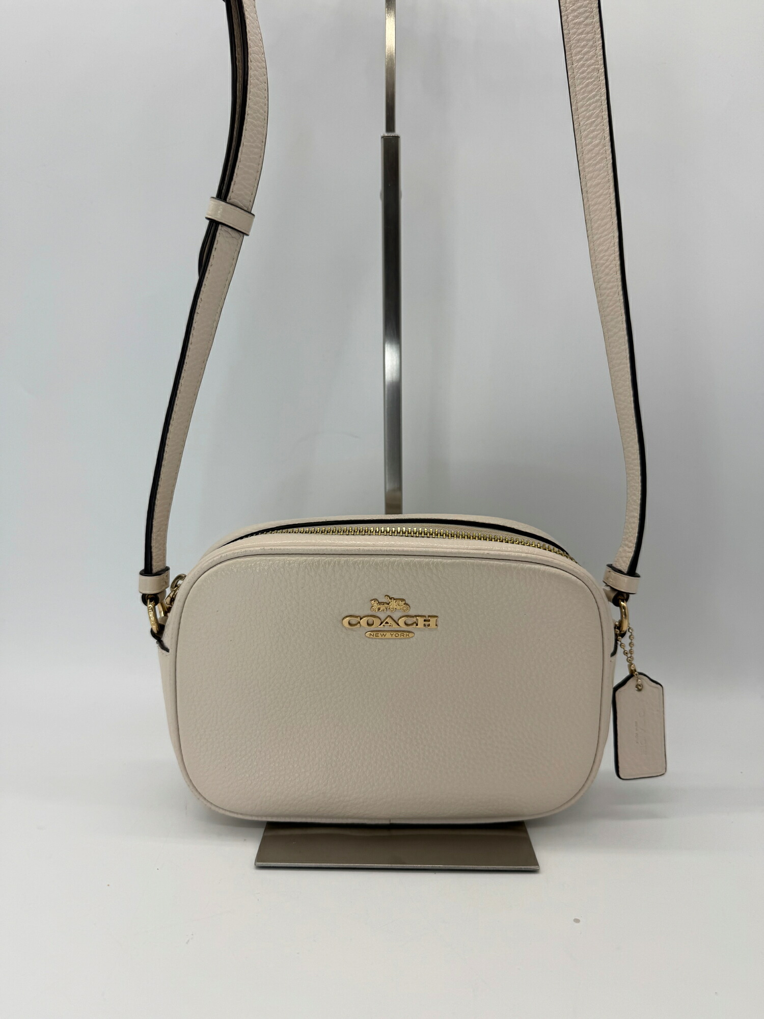 【美品】COACH コーチ CA069 ジェイミー カメラバッグ ショルダーバッグ 斜め掛け クロスボディ ポシェット 2022年製 ホワイト 白 Aランク レディース 中古 バック カバン 鞄 かばん ミニショルダー 肩かけ スクエア 小さめ コンパクト coach P1899｜arco iris 店