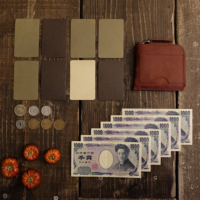 【クーポンあり】LITSTA リティスタ　Compact Wallet Half コンパクトウォレット ハーフBrick Red | 極小財布 小さい財布 小銭入れ 束入れ 札入れ 長財布 薄い 極薄 イタリアンレザー pueblo プエブロ メンズ レディース 人気 おすすめ おしゃれ かわいい プレゼント 日本製