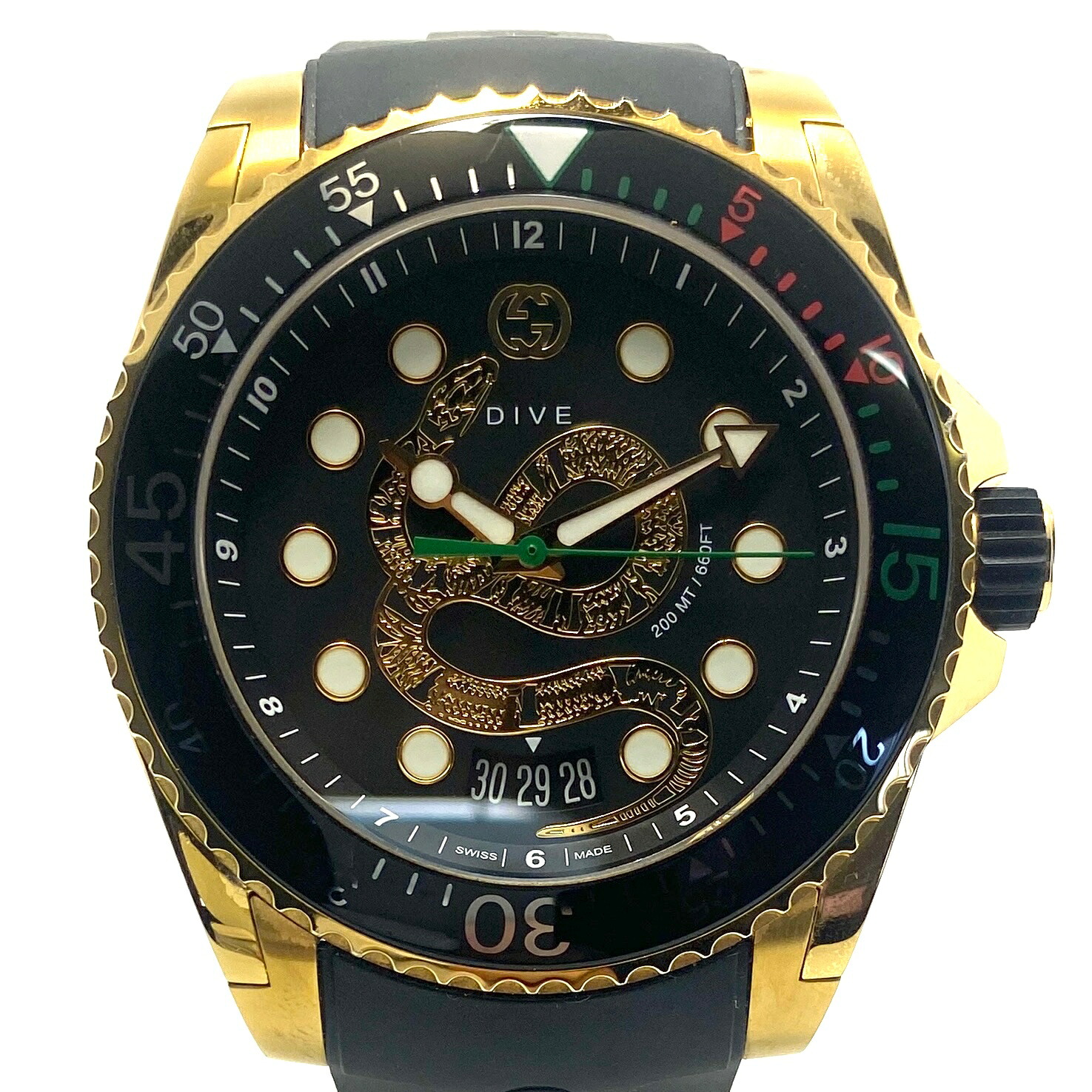 中古 腕時計 メンズ グッチ GUCCI ダイブ YA136219 136.2 キングスネーク 蛇モチーフ クォーツ 黒 デイト表示 20気圧防水 樹脂ベルト｜エリアールショップ　店