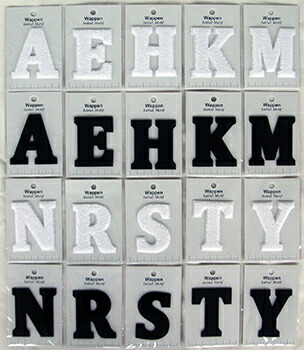 楽天市場 イニシャルモチーフ ゴシック体 刺しゅうワッペン 黒 約7ｃｍ 手芸のらんでぃ